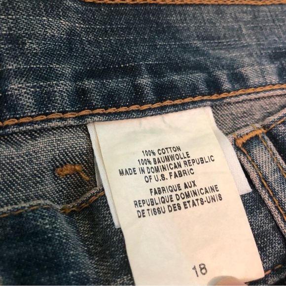 NWT Eddie Bauer Blue Denim Jeans Natural Fit Straight Leg 37x32 Womens Size 18 - Picture 4 of 13